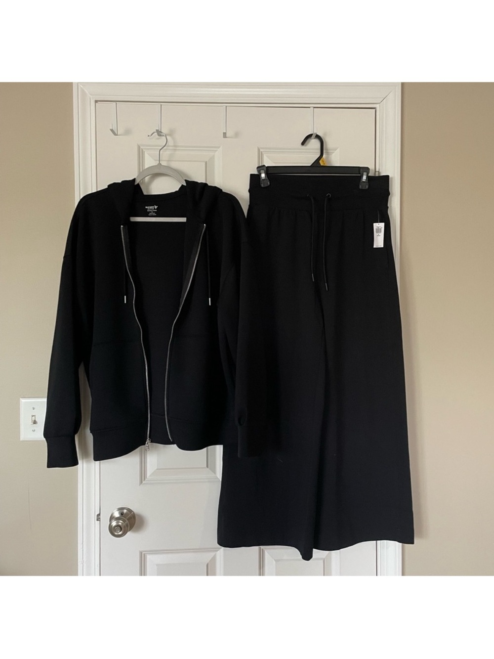 Women's Athletic Hoodie and Sweatpants Set